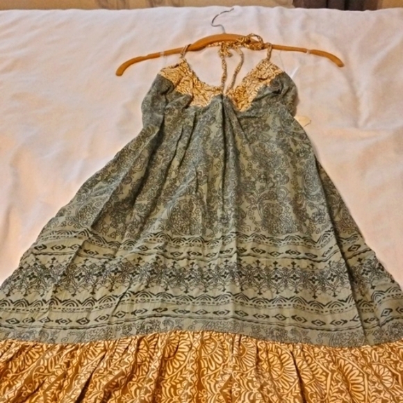 Angie Woman's Green Mixed Print Tiered Halter Maxi Dress, Size: S, NWT - Picture 9 of 9